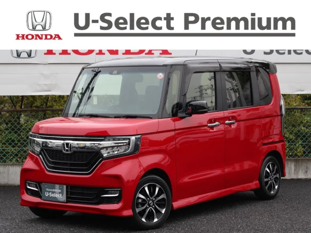 展示車のご紹介です🚘
『N-BOXカスタム　G• L ホンダセンシング』

☆2019年式☆
🤍2トーン塗装
🤍ワンオーナー
🤍リア左側パワースライドドア
🤍シートヒーター
🤍14インチアルミホイール
等を装備😌🙌

ボディカラーは
❤️ミラノレッド❤️

車両本題価格:¥1,430,000

当社HP・カーセンサー・グーネットから詳細確認が可能ですので是非ご覧ください🎶
現車のご確認もおすすめしております🫶🏻
ご来店お待ちしております🍀

#honda #hondacars #nbox #nシリーズ #nboxカスタム #ホンダ #ホンダカーズ